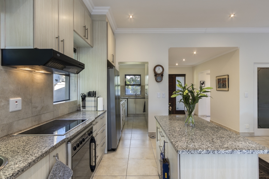 2 Bedroom Property for Sale in De Wijnlanden Residential Estate Western Cape